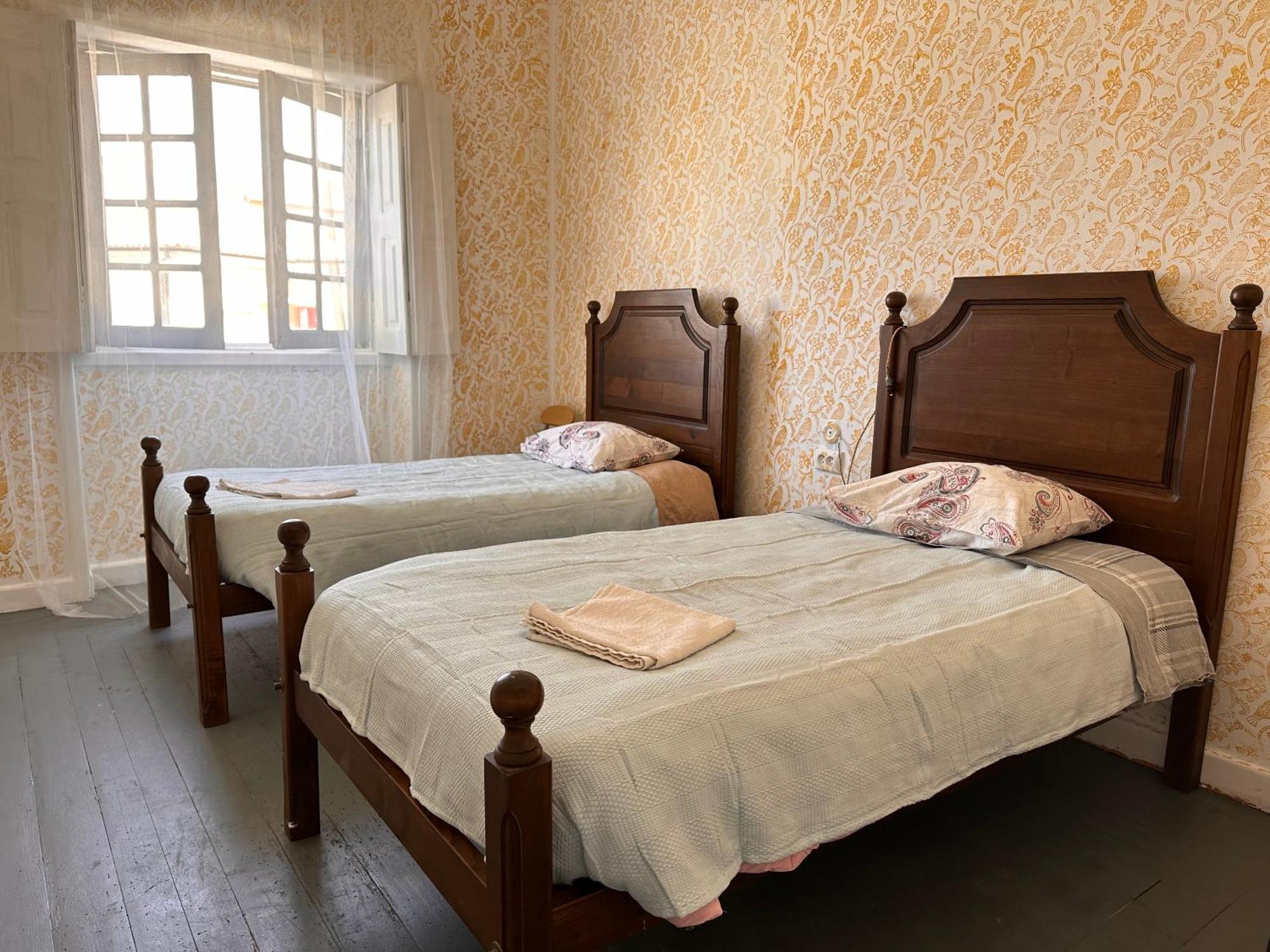 Fernando Guest House Авейру Экстерьер фото