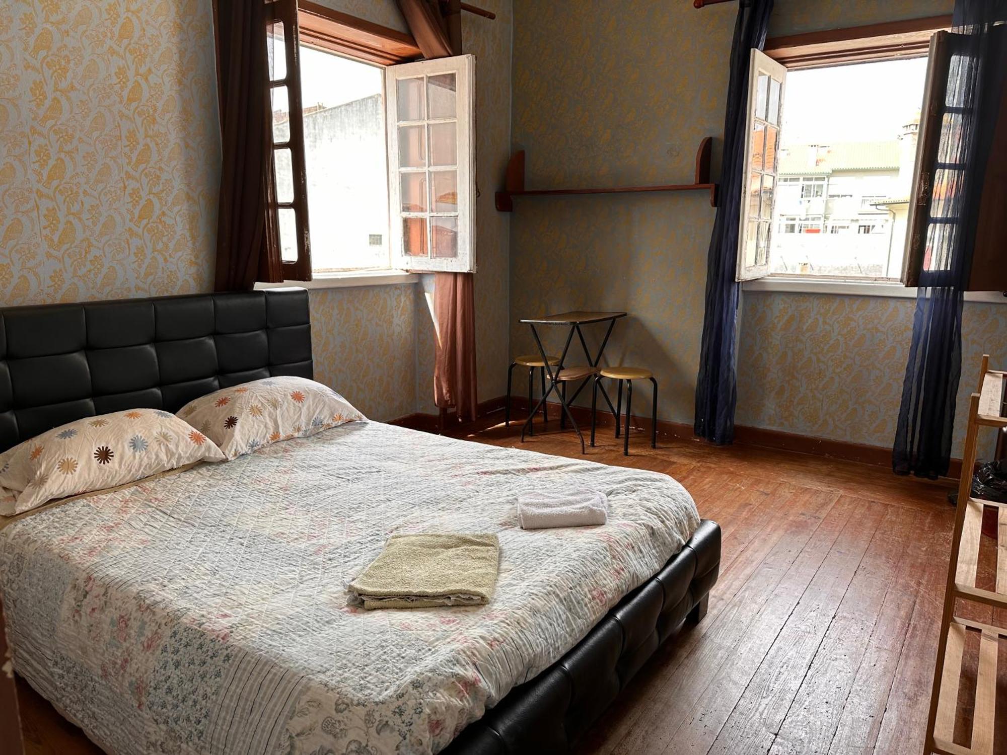 Fernando Guest House Авейру Экстерьер фото